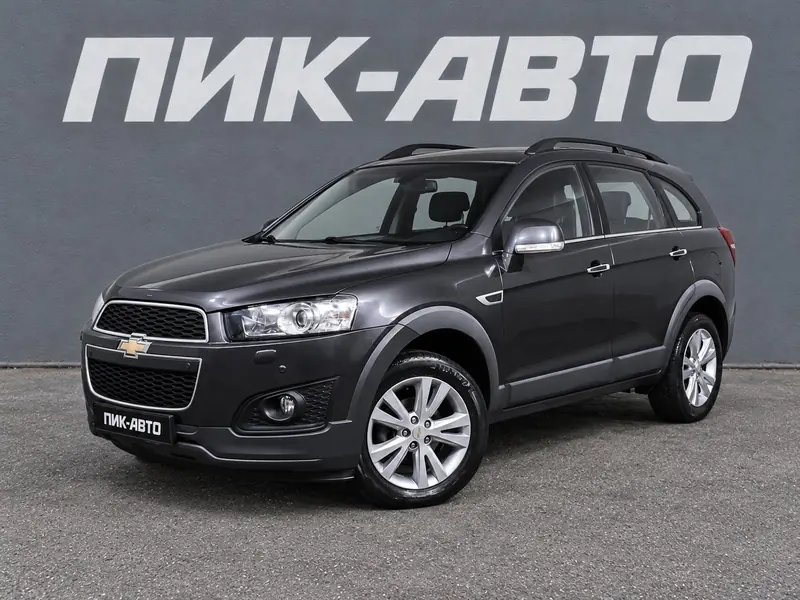 Chevrolet Captiva 2015 — с пробегом, внедорожник, серый, фото 1