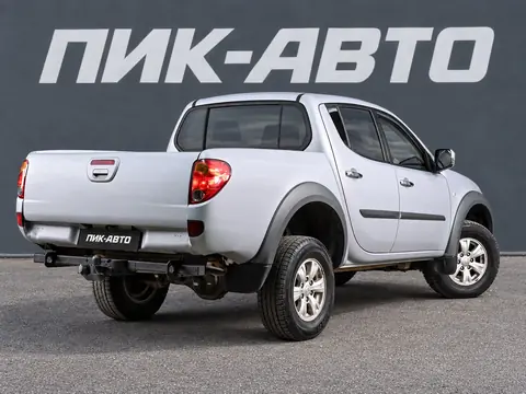 Mitsubishi L200 2014, фото 3
