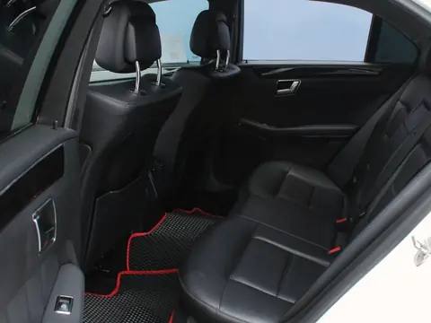 Mercedes-Benz E-Класс 2013, фото 6