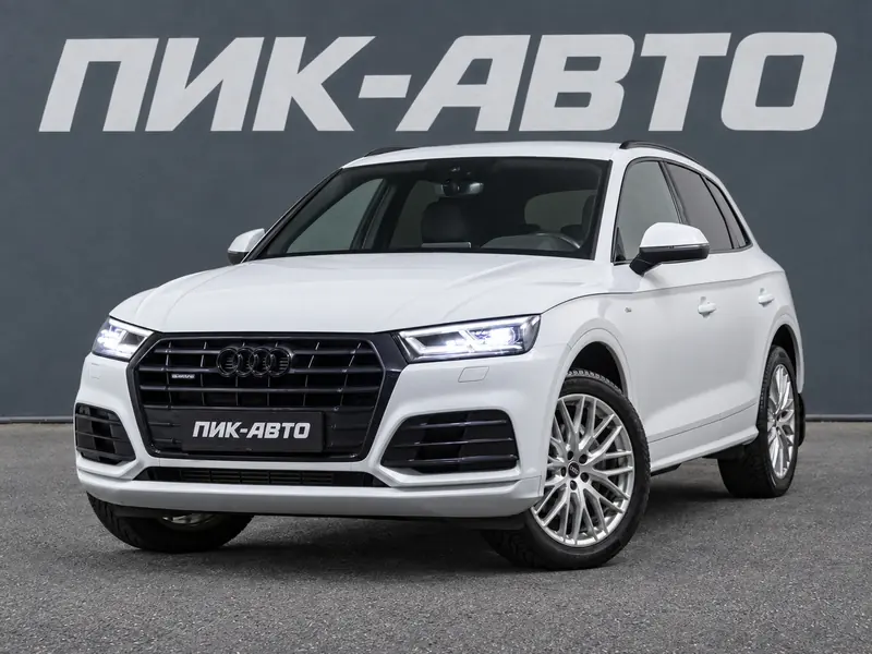 Audi Q5 2018 — с пробегом, внедорожник, белый, фото 1