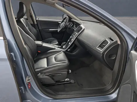 Volvo XC60 2016, фото 8