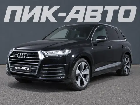 Audi Q7 2018, фото 1