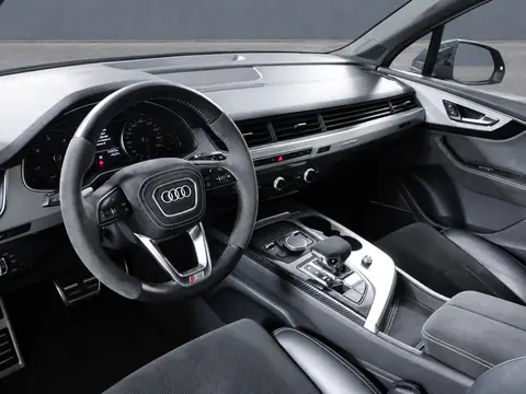 Audi Q7 2018, фото 6