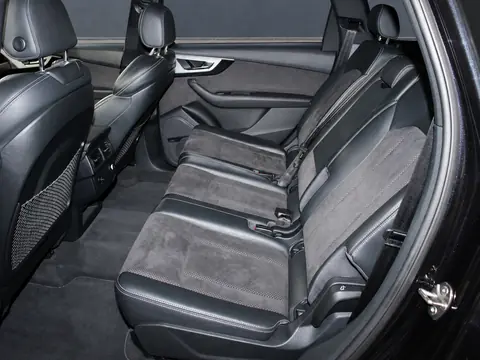 Audi Q7 2018, фото 7