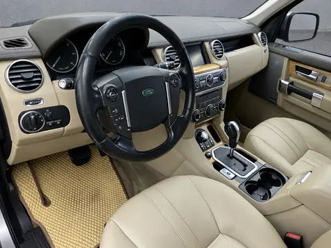 Land Rover Discovery 2013, фото 5