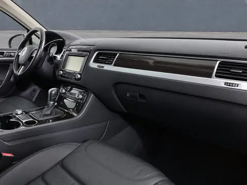Volkswagen Touareg 2015, фото 5