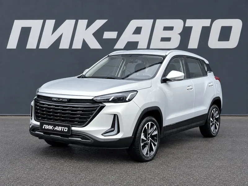 BAIC X35 2025 — с пробегом, внедорожник, белый, фото 1