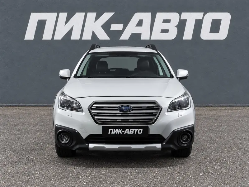 Subaru Outback 2018 — с пробегом, универсал, белый, фото 1