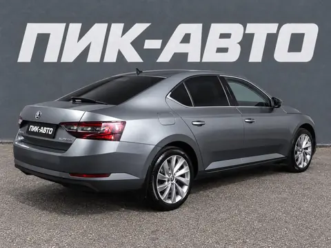 Skoda Superb 2018, фото 3