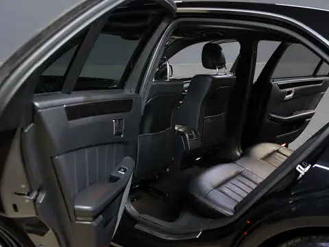 Mercedes-Benz E-Класс 2015, фото 8