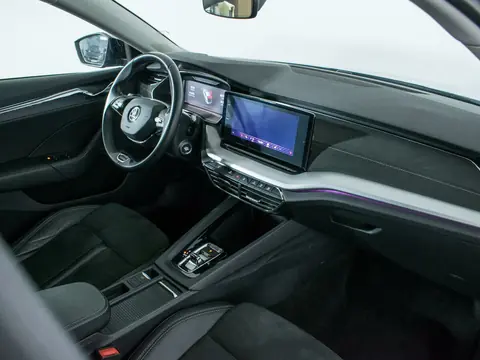 Skoda Octavia 2024, фото 5