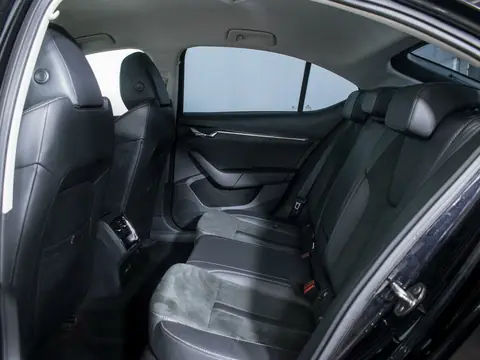 Skoda Octavia 2024, фото 6