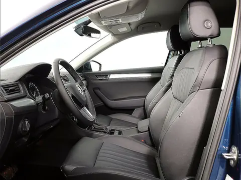 Skoda Superb 2018, фото 5