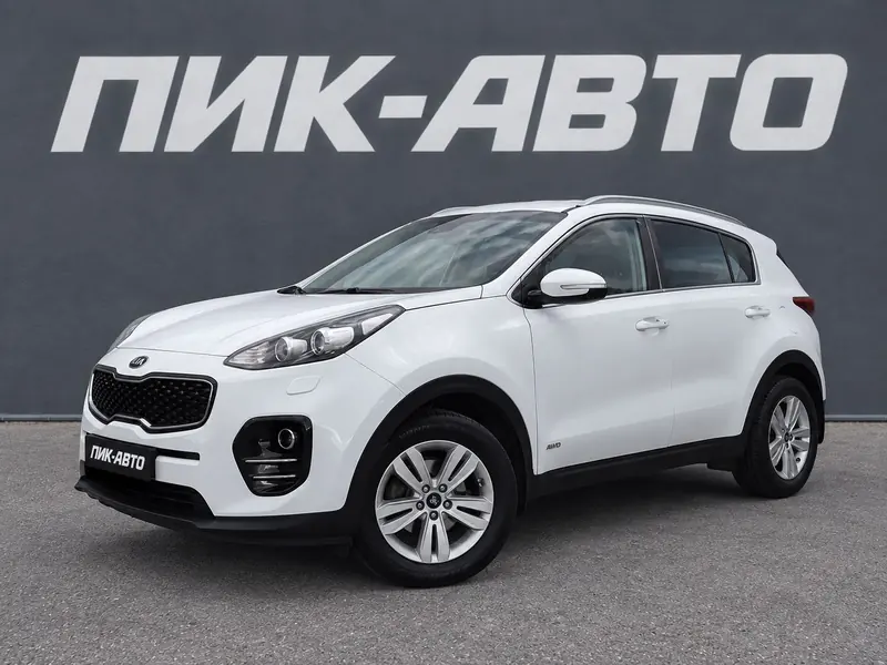 Kia Sportage 2019 — с пробегом, внедорожник, белый, фото 1