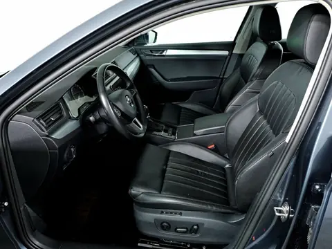 Skoda Superb 2019, фото 5