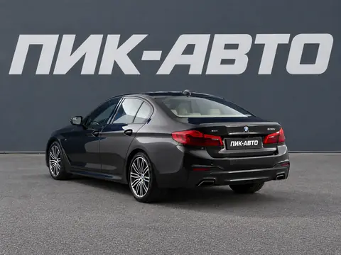 BMW 5 серии 2017, фото 3