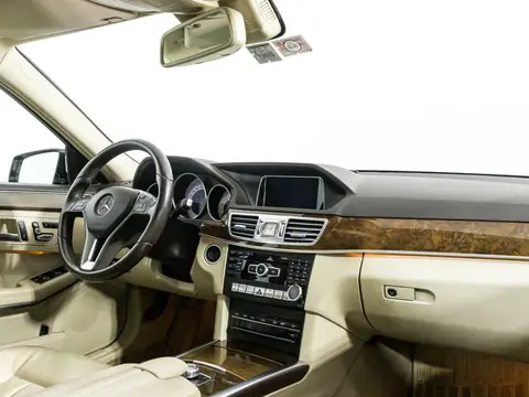 Mercedes-Benz E-Класс 2015, фото 6