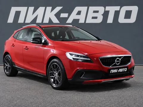 Volvo V40 Cross Country 2018, фото 2