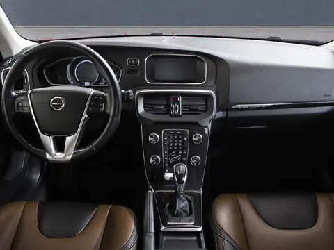 Volvo V40 Cross Country 2018, фото 7