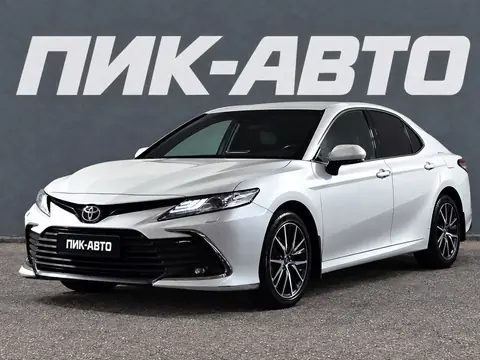 Toyota Camry 2021, фото 1