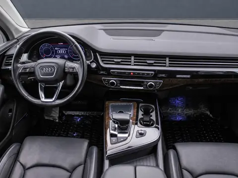 Audi Q7 2018, фото 7