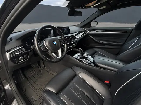 BMW 5 серии 2017, фото 5