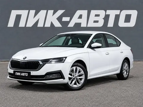 Skoda Octavia 2023, фото 1