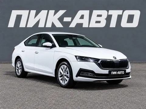 Skoda Octavia 2023, фото 2