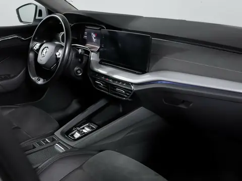 Skoda Octavia 2023, фото 5