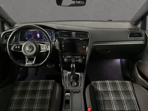 Volkswagen Golf 2020, фото 6