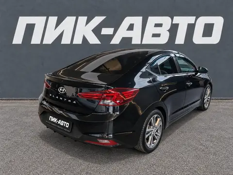 Hyundai Elantra 2020, фото 3