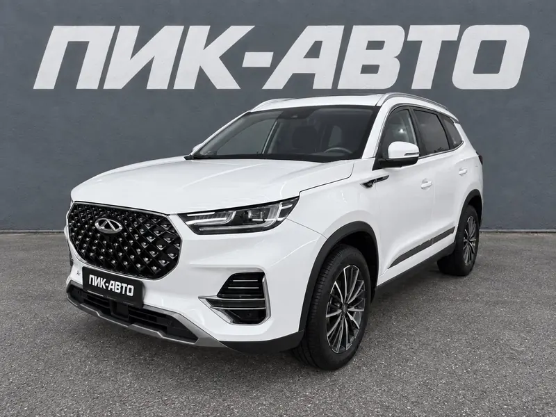 Chery Tiggo 8 Pro 2024 — с пробегом, внедорожник, белый, фото 1