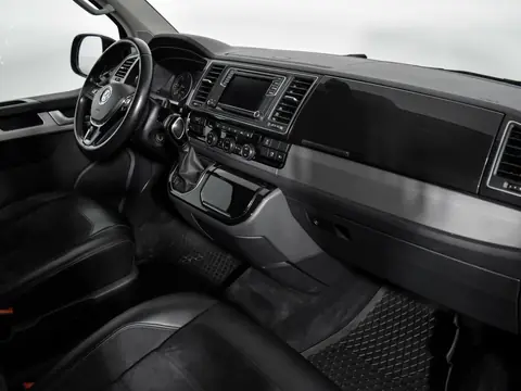 Volkswagen Multivan 2018, фото 8