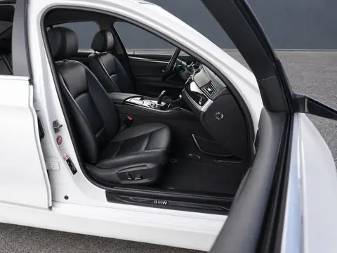 BMW 5 серии 2016, фото 5