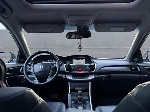 Honda Accord 2015, фото 5