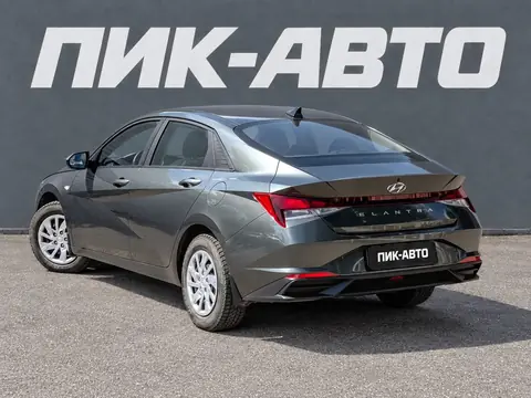 Hyundai Elantra 2022, фото 4