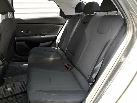 Hyundai Elantra 2022, фото 7