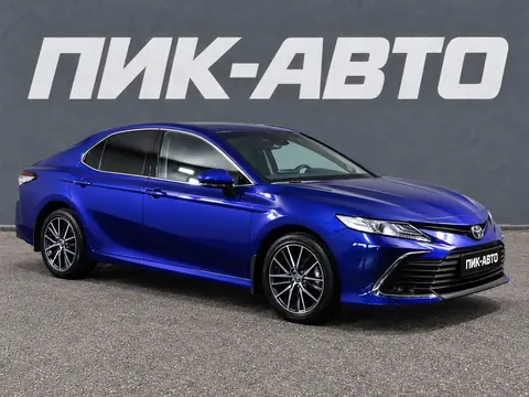 Toyota Camry 2021, фото 1