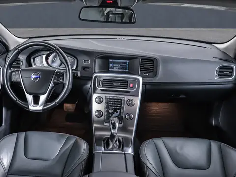 Volvo S60 2015, фото 7