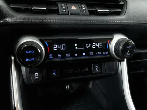 Toyota RAV4 2021, фото 9