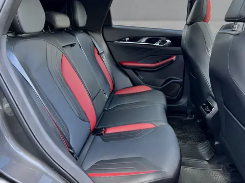 Geely Coolray 2025, фото 5