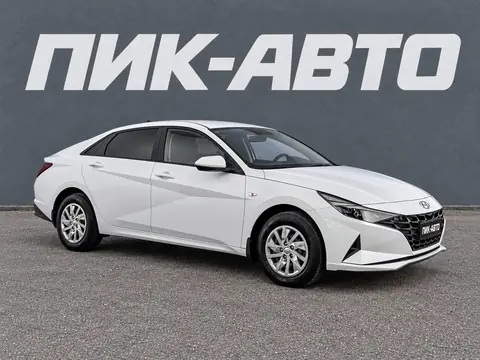 Hyundai Elantra 2022, фото 1