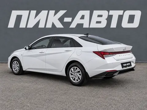 Hyundai Elantra 2022, фото 3
