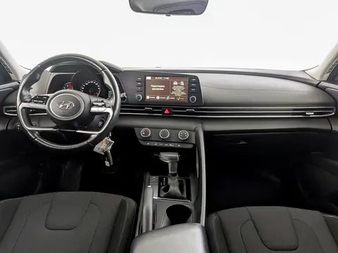 Hyundai Elantra 2022, фото 5