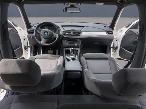 BMW X1 2015, фото 7