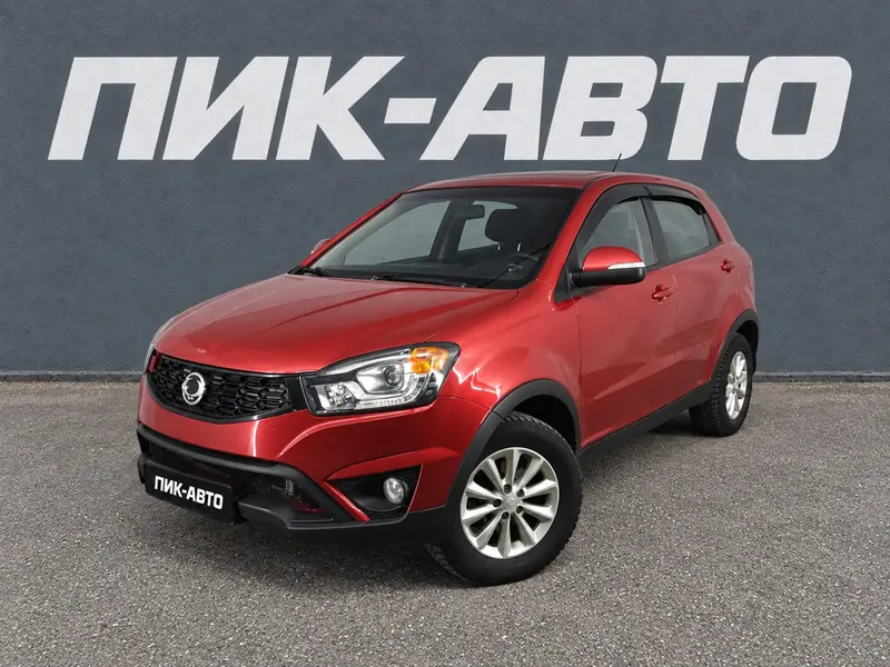 SsangYong Actyon 2015 — с пробегом, внедорожник, красный, фото 1