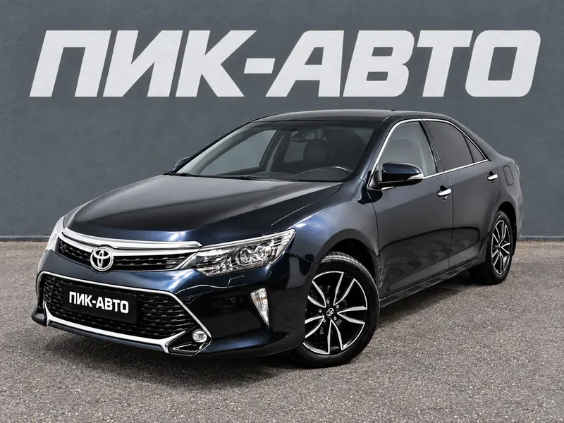 Toyota Camry 2017 — с пробегом, седан, синий, фото 1