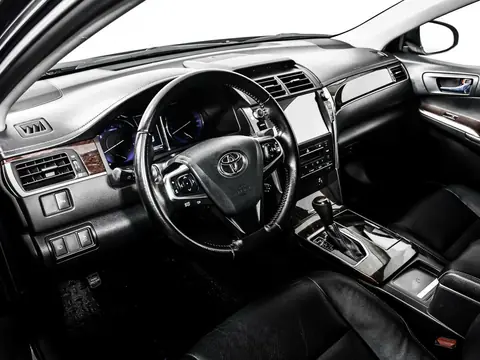 Toyota Camry 2017, фото 6