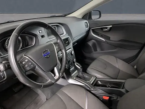 Volvo V40 2014, фото 5