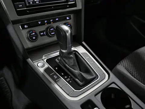 Volkswagen Passat 2018, фото 5